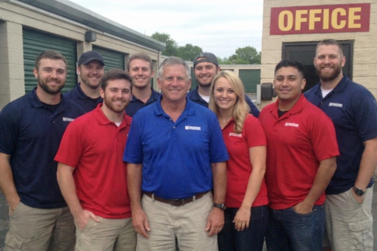 Water damage restoration professionals in Grand Prairie, TX